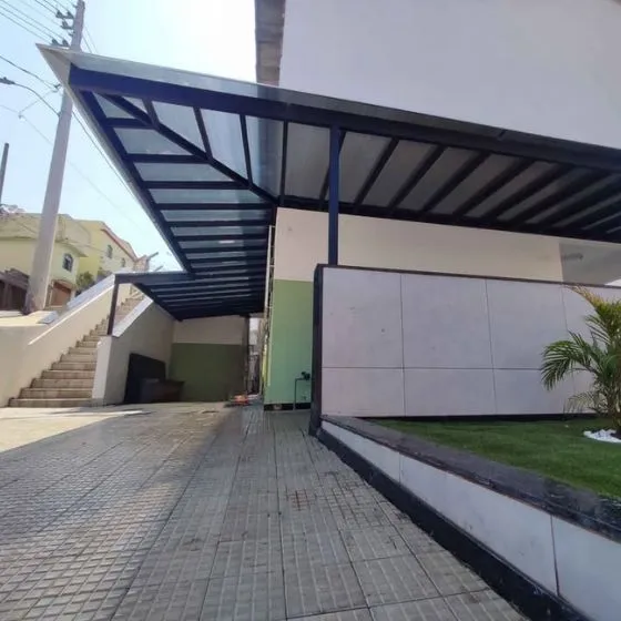 Pergolado Fixo de Ferro em Rio Claro SP — Cobertura com calha lateral para escoamento