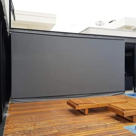 Toldo Cortina Fechamento Vertical em Rio Claro SP Toldo Cortina Fechamento Vertical em Rio Claro SP — Cobertura em área de piscina