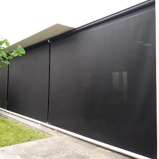 Toldo Cortina Fechamento Vertical em Rio Claro SP Toldo Cortina Fechamento Vertical em Rio Claro SP — Instalação em estacionamento