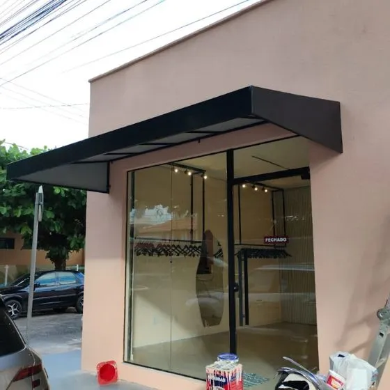 Toldo Fixo de Lona PVC em Jardim Leblon, Rio Claro SP Toldo Fixo de Lona PVC em Jardim Leblon, Rio Claro SP — Instalação em área gourmet com churrasqueira