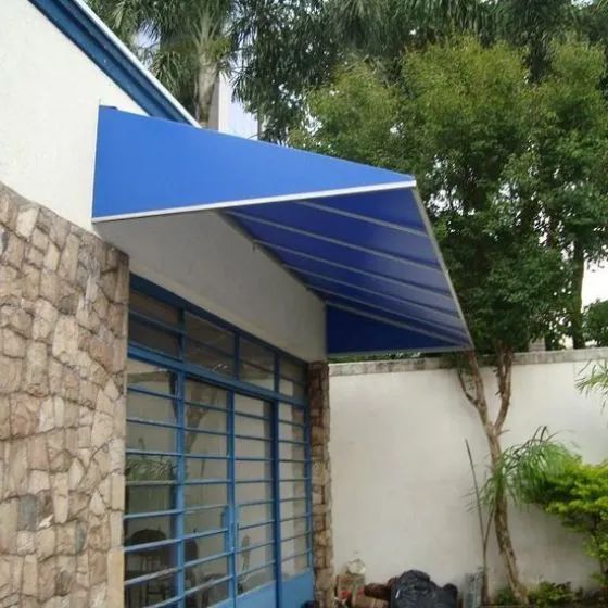 Toldo Fixo de Lona PVC em Jardim Leblon, Rio Claro SP Toldo Fixo de Lona PVC em Jardim Leblon, Rio Claro SP — Cobertura em passagem coberta entre ambientes